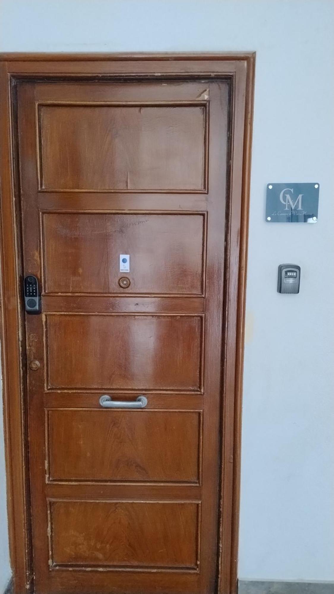 Le Camere Di Via Meccio Palermo Luaran gambar